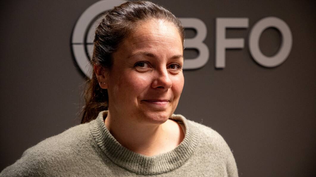 Stine Holth Fjuk (37) er kompetanseutvikler i Befalets Fellesorganisasjon (Foto: Øyvind Førland Olsen/Offisersbladet).